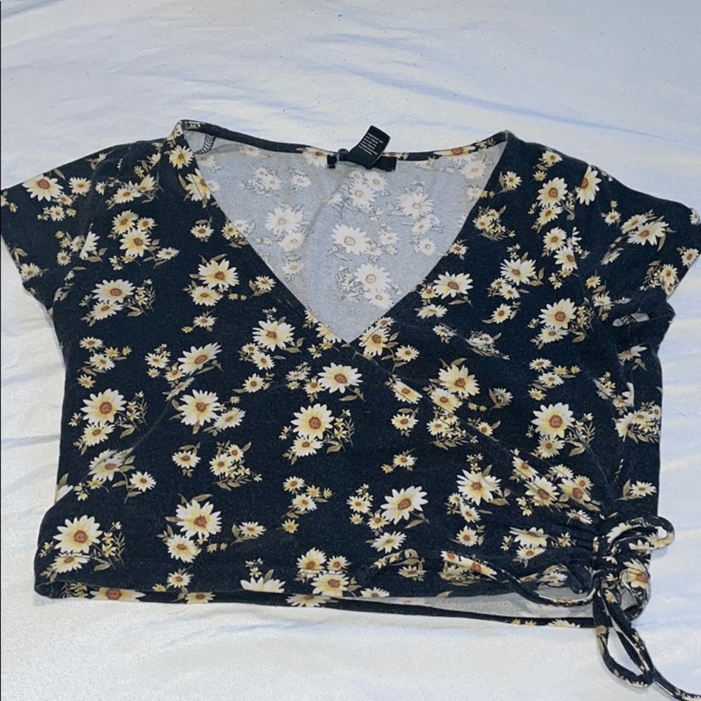 Forever 21 Women crop top